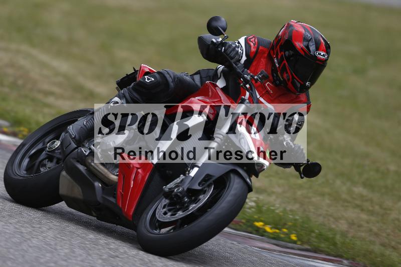 Archiv-2025/19 26.05.2025 FREERIDE Training ADR/Gruppe B/1